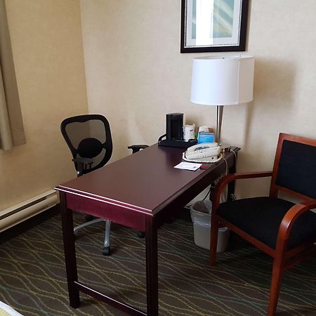 Best Western Plus Durham Hotel & Conference Centre Oshawa Exteriör bild