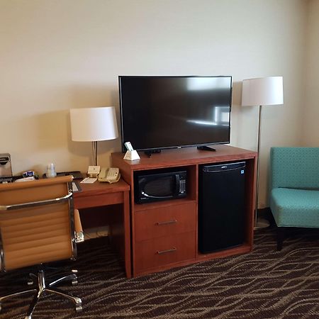 Best Western Plus Durham Hotel & Conference Centre Oshawa Exteriör bild