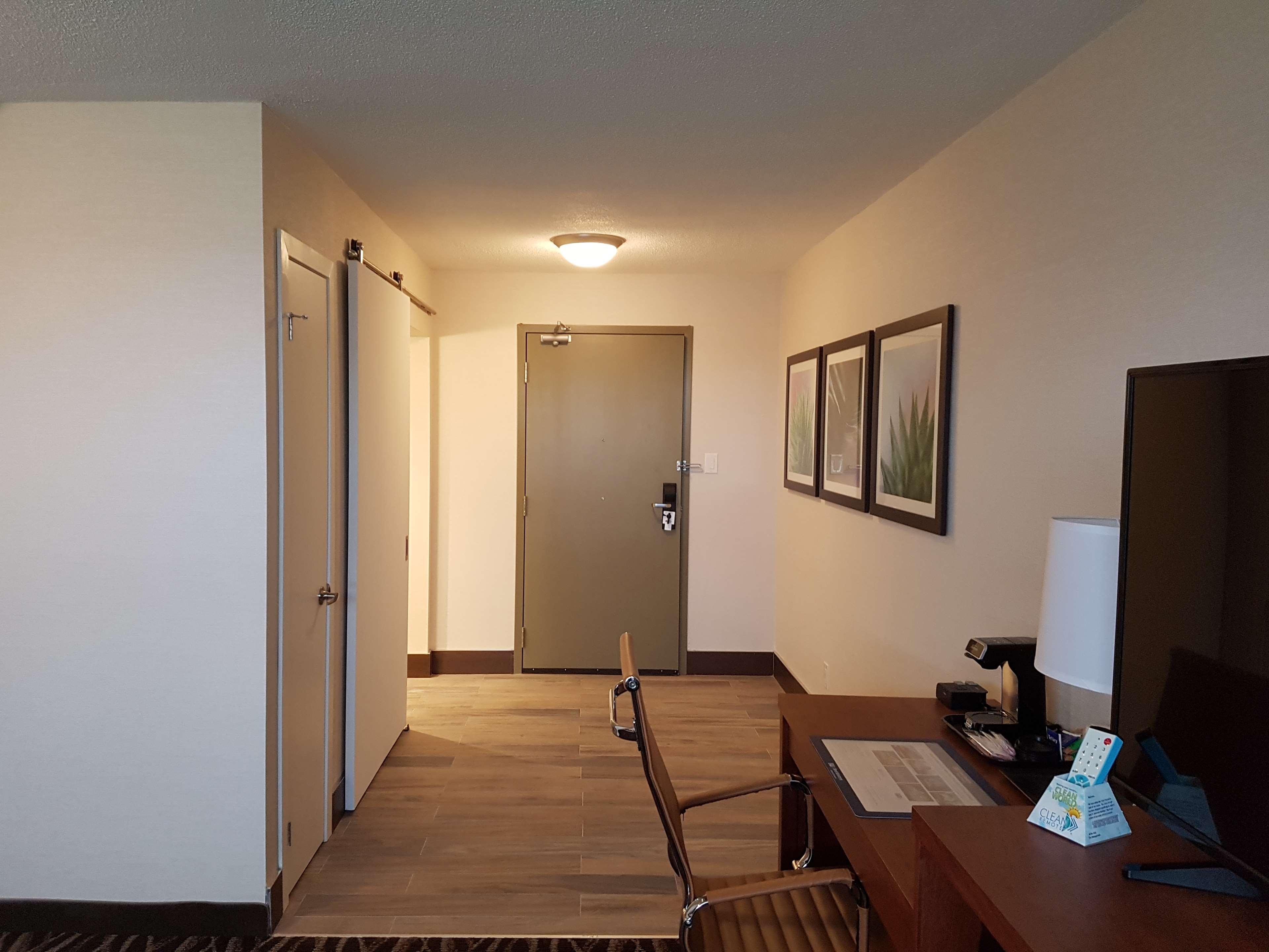 Best Western Plus Durham Hotel & Conference Centre Oshawa Exteriör bild