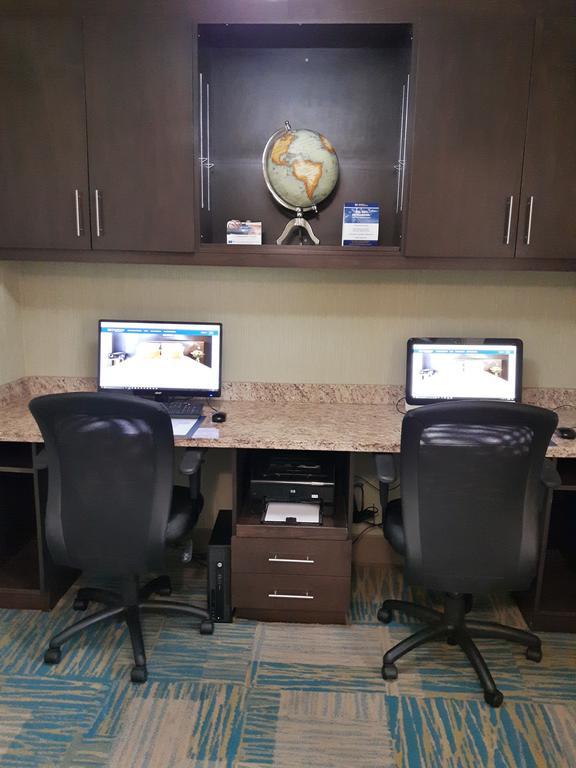 Best Western Plus Durham Hotel & Conference Centre Oshawa Exteriör bild