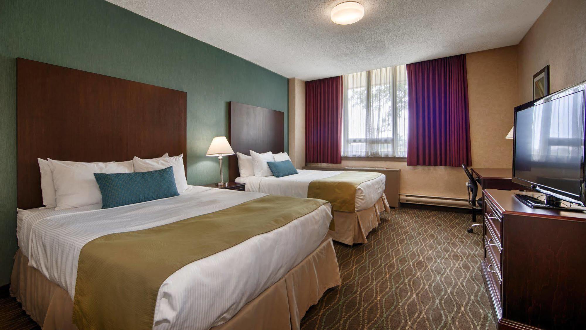 Best Western Plus Durham Hotel & Conference Centre Oshawa Exteriör bild